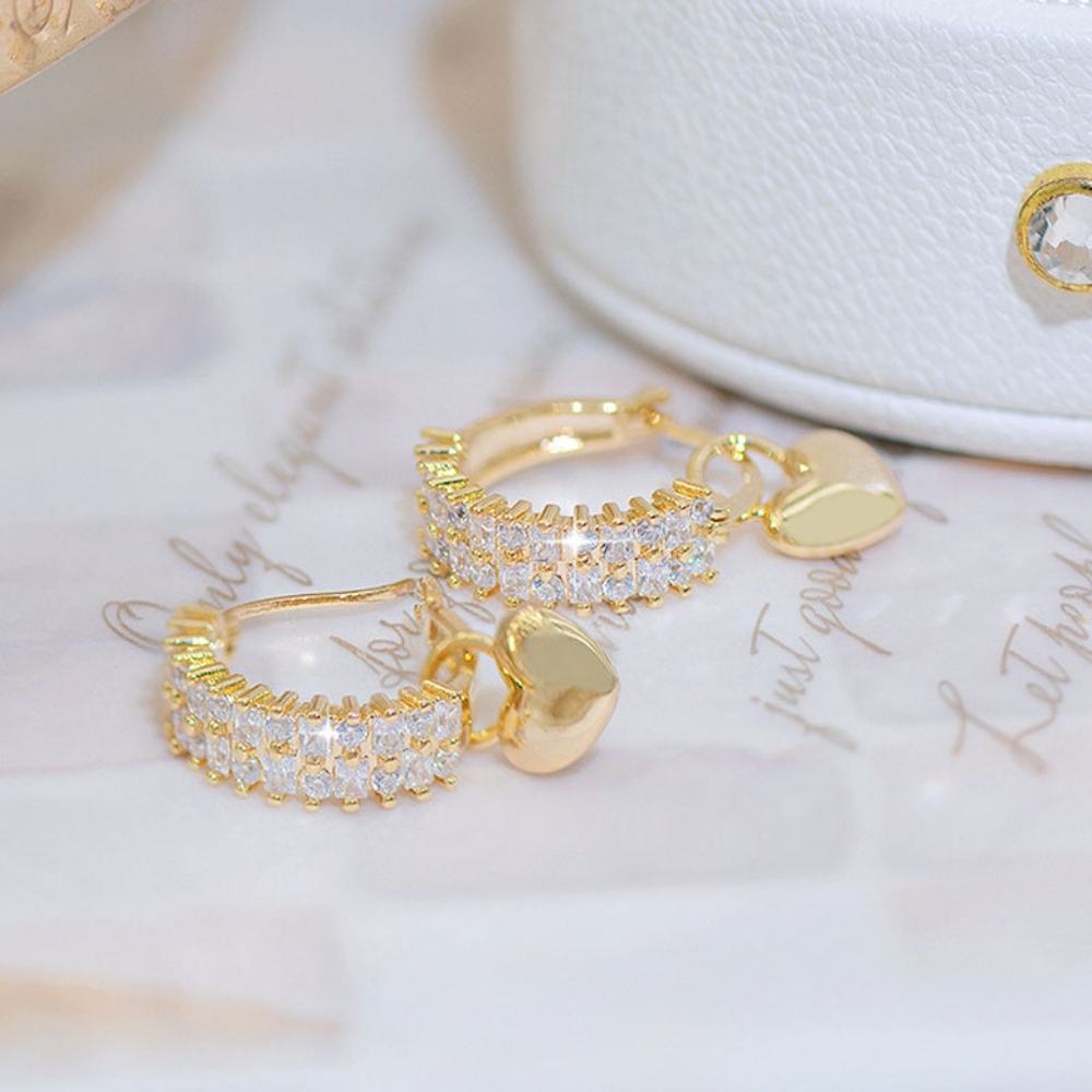 ❤️14k gold diamond earrings❤️ - Picture 1 of 9